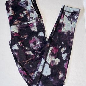 Lululemon high rise, patterned leggings